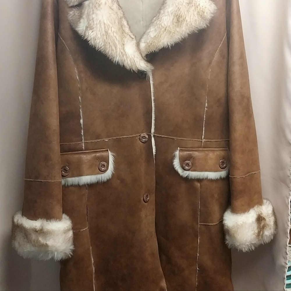 Wilsons Leather Brown Shearling Coat with Cream Fur Trim